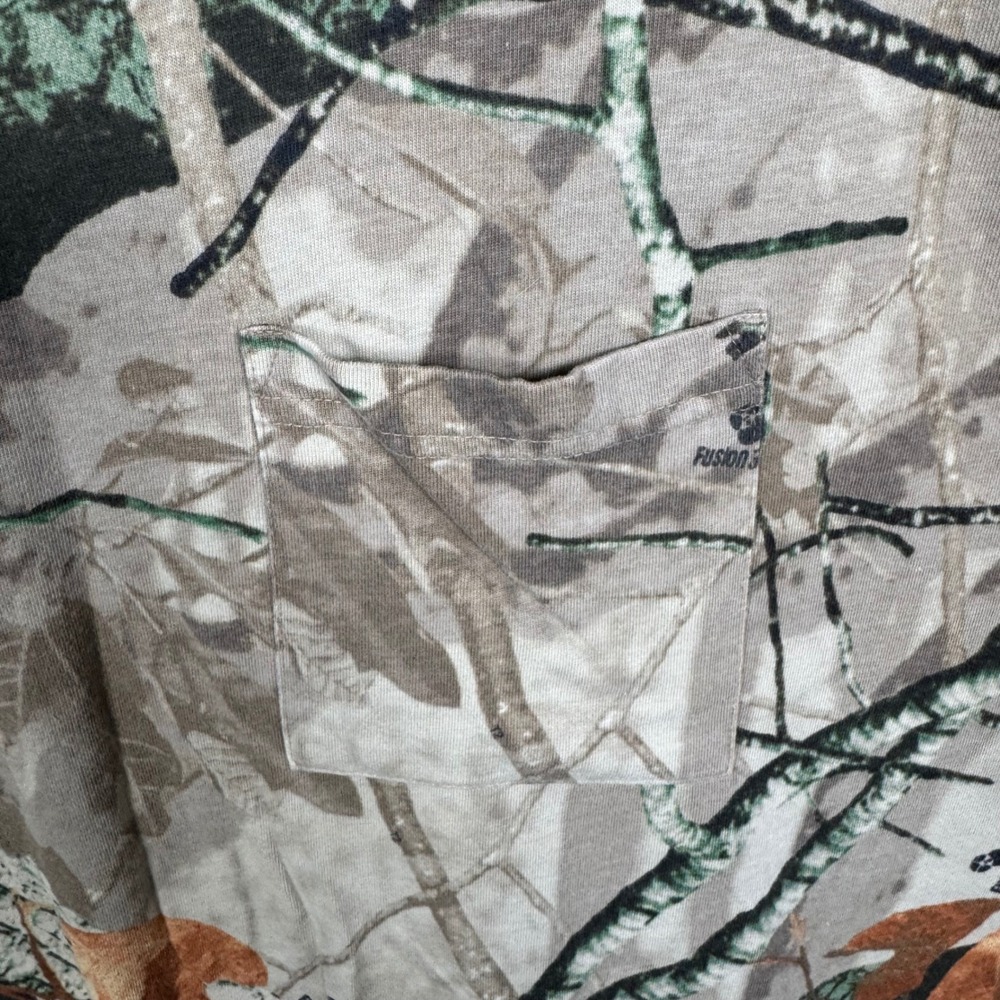 Outfitters Ridge Pocket T-Shirt Mens XL Camo Fusion 3-D Short Sleeve - Picture 4 of 7